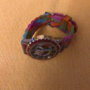 Rainbow Peace wristwatch w silicone band  total 7in